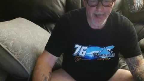 Snapshot of bostonguy1969 chatting on 04-14-26, 01:55 bostonguy1969 online show from 04-14-26, 01:55