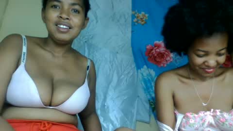 Snapshot of botorielle chatting on 06-20-26, 07:49 botorielle online show from 06-20-26, 07:49