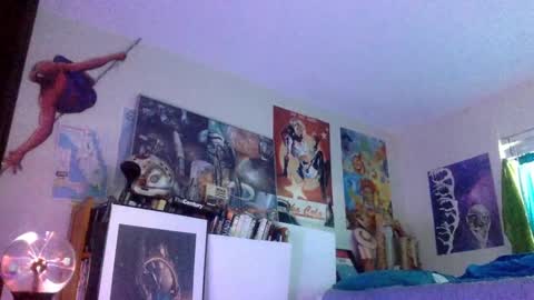 Bottomboo7 online show from 09-17-25, 12:07