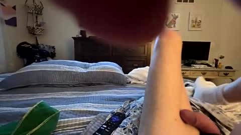 Snapshot of bottomtoy2222 chatting on 04-23-26, 10:47 bottomtoy2222 online show from 04-23-26, 10:47