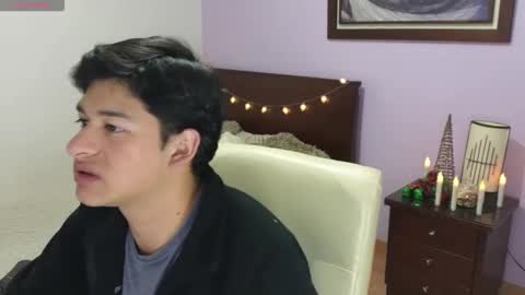 bottomttwink online show from 11-08-25, 03:07