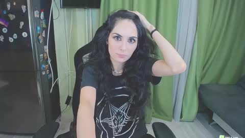 Snapshot of boxinghelen chatting on 03-11-25, 03:23 Helen online show from 03-11-25, 03:23