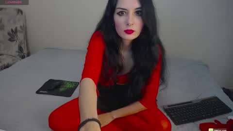 Snapshot of boxinghelen chatting on 10-12-25, 11:31 Helen online show from 10-12-25, 11:31