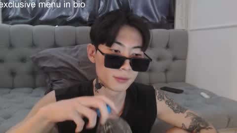 Snapshot of boxman556990 chatting on 11-06-25, 02:23 boxman556990 online show from 11-06-25, 02:23