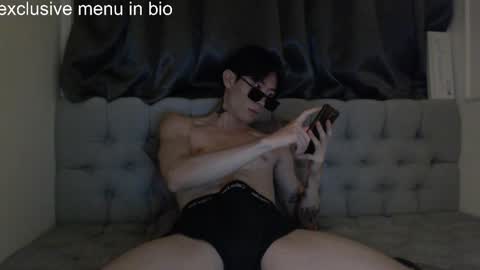 Snapshot of boxman556990 chatting on 11-21-25, 09:46 boxman556990 online show from 11-21-25, 09:46