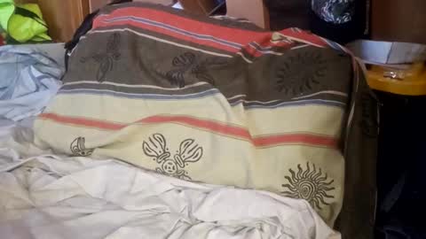 Vivian sometimes  Boyd online show from 04-23-26, 05:48