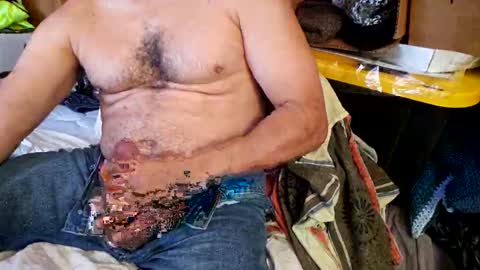 Vivian sometimes  Boyd online show from 04-24-26, 05:26