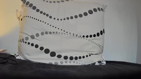 boy3911 online show from 12-21-24, 07:38