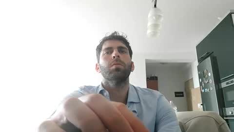 Snapshot of boy_aroundtheworld chatting on 04-05-26, 02:47 Dan online show from 04-05-26, 02:47