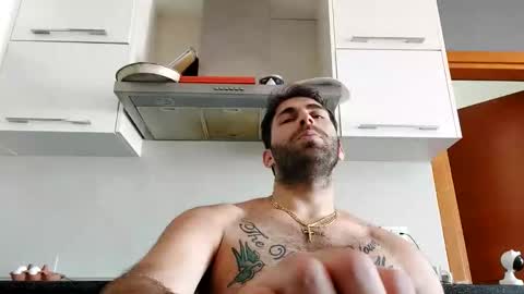 Snapshot of boy_aroundtheworld chatting on 04-25-26, 11:35 Dan online show from 04-25-26, 11:35