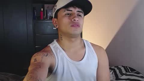 Snapshot of boy_nauthy chatting on 03-17-26, 04:10 boy_nauthy online show from 03-17-26, 04:10