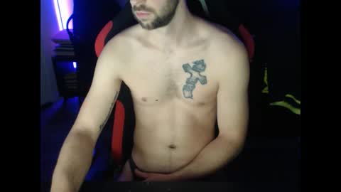 boy_t0y89 online show from 12-04-24, 06:44