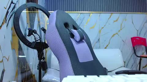 boy_tatto77 online show from 03-23-26, 12:42