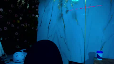 boy_tatto77 online show from 04-11-26, 07:45