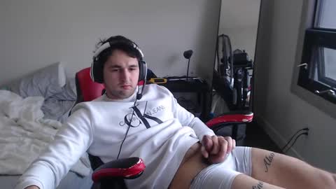 For business or to fuck me contact me boybigcocks Follow my OF  online show from 03-12-25, 06:00