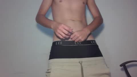 Snapshot of boycock777 chatting on 01-19-26, 03:54 Tommy - OnFns tommy 874 online show from 01-19-26, 03:54