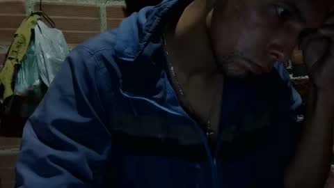 Boy online show from 10-22-25, 03:07