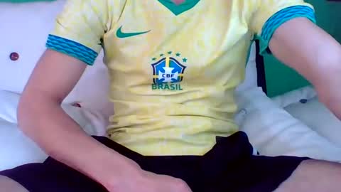 Snapshot of boyfriend_fuckme chatting on 07-16-26, 04:13 Felipe online show from 07-16-26, 04:13