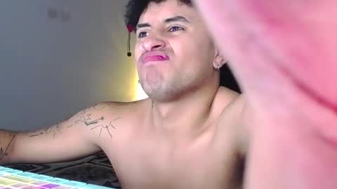 Snapshot of boylatin_777 chatting on 02-07-26, 12:03 miguel online show from 02-07-26, 12:03