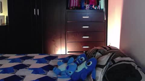 Snapshot of boylatin_777 chatting on 02-26-26, 04:17 miguel online show from 02-26-26, 04:17