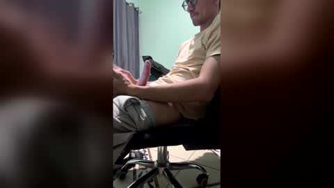 Snapshot of boyluk88 chatting on 02-23-26, 03:15 boyluk88 online show from 02-23-26, 03:15