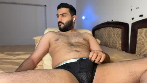 Snapshot of boymoon30 chatting on 05-10-26, 11:21 Samy online show from 05-10-26, 11:21