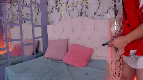 Axel  Chris online show from 11-26-25, 01:12