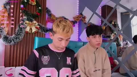 Axel  Chris online show from 12-17-25, 01:39