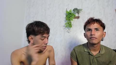 ALEX - TAYLER  -MIKE online show from 05-20-26, 01:12
