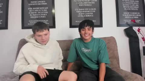 Snapshot of boys_wallen chatting on 06-03-26, 09:20 Manuel Brayan Steven online show from 06-03-26, 09:20