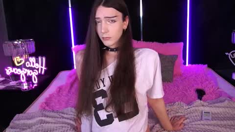 Nova online show from 09-17-25, 06:37