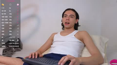 Snapshot of boytoy_dx chatting on 09-14-25, 02:44 boytoy_dx online show from 09-14-25, 02:44