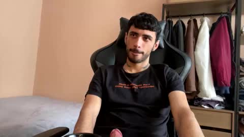 boyzinm2 online show from 10-31-25, 02:18