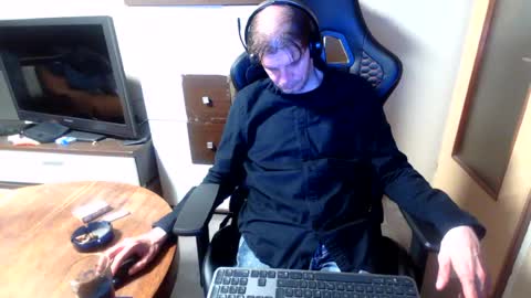 Snapshot of bponie3 chatting on 06-19-26, 10:24 bponie3 online show from 06-19-26, 10:24