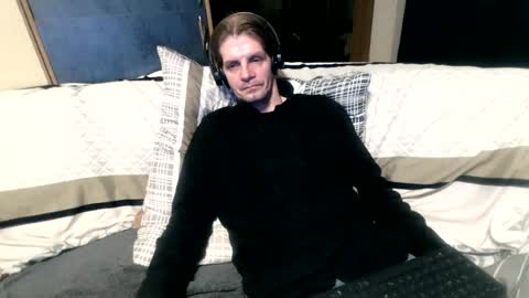 Snapshot of bponie3 chatting on 07-18-26, 12:15 bponie3 online show from 07-18-26, 12:15