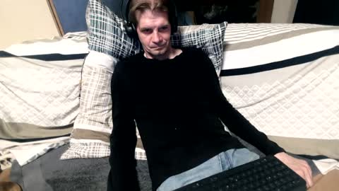 Snapshot of bponie3 chatting on 07-25-26, 11:13 bponie3 online show from 07-25-26, 11:13