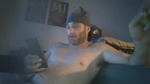 Snapshot of bpstamourconstruction1 chatting on 12-18-25, 09:37 bpstamourconstruction1 online show from 12-18-25, 09:37