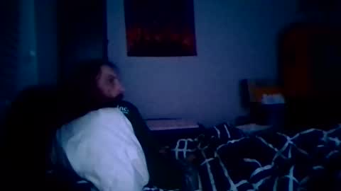 Snapshot of brad1989musiclife chatting on 02-18-26, 06:31 GuitarBrad1989 online show from 02-18-26, 06:31