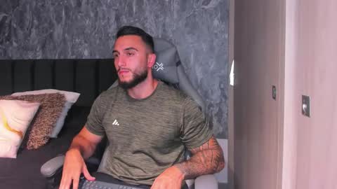 Snapshot of brad1_ chatting on 10-24-25, 12:19 instagramBrad mayers1twittermayersbrad online show from 10-24-25, 12:19