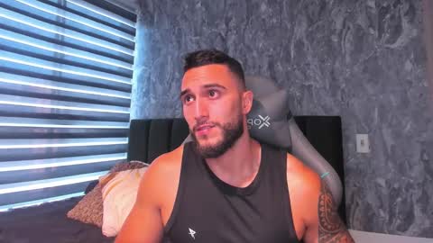 Snapshot of brad1_ chatting on 11-01-25, 08:00 instagramBrad mayers1twittermayersbrad online show from 11-01-25, 08:00