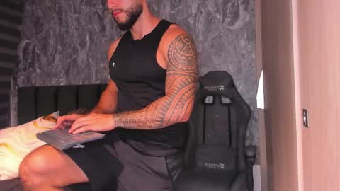 Snapshot of brad1_ chatting on 11-07-25, 11:16 instagramBrad mayers1twittermayersbrad online show from 11-07-25, 11:16