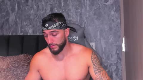 Snapshot of brad1_ chatting on 11-12-25, 02:12 instagramBrad mayers1twittermayersbrad online show from 11-12-25, 02:12