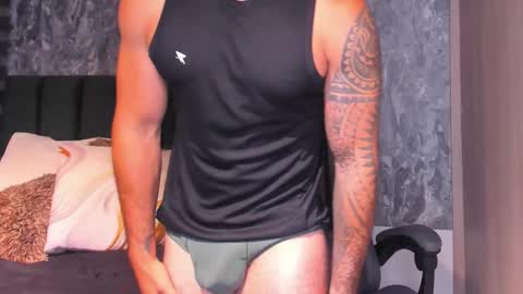 Snapshot of brad1_ chatting on 11-17-25, 02:39 instagramBrad mayers1twittermayersbrad online show from 11-17-25, 02:39