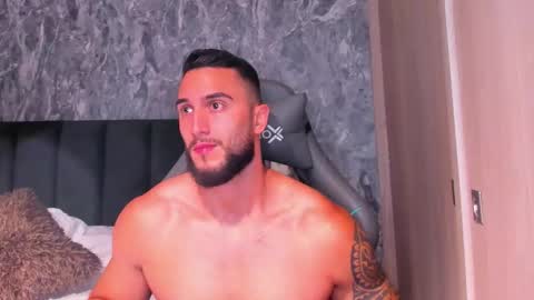 Snapshot of brad1_ chatting on 11-23-25, 10:09 instagramBrad mayers1twittermayersbrad online show from 11-23-25, 10:09