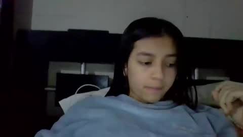 brad_and_emma293215 online show from 01-15-26, 10:46