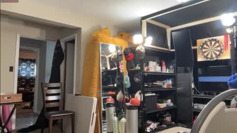 Snapshot of brad_bounce chatting on 02-25-26, 08:07 Brad Ballsy online show from 02-25-26, 08:07