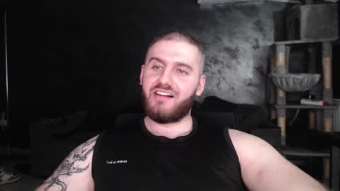 Snapshot of brad_pittfall chatting on 11-15-25, 07:10 ask me online show from 11-15-25, 07:10