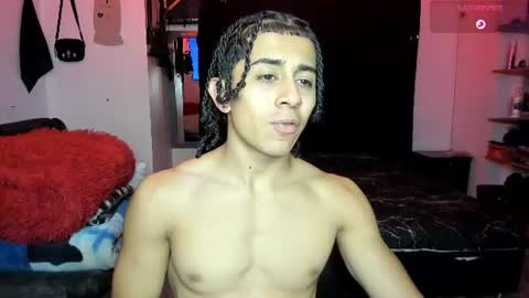 Snapshot of bradley_strong_ chatting on 06-11-26, 03:59 Bradley Strong online show from 06-11-26, 03:59