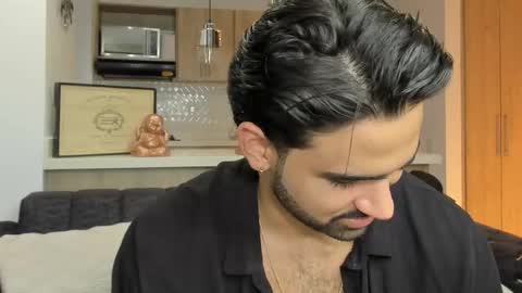 bradleymartin7 online show from 11-10-25, 10:42