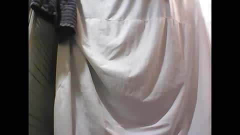 Snapshot of bradynoggle chatting on 12-25-24, 11:11 bradynoggle online show from 12-25-24, 11:11